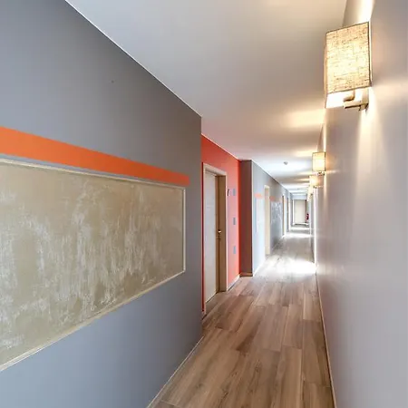 Au Fil De L'eau Hotel 3*